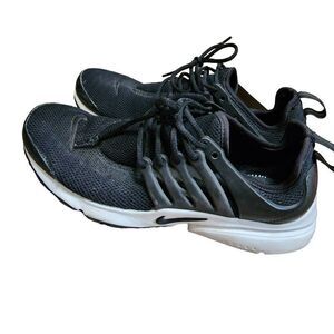 Nike Presto Black and White Size 8 Women's Shoes
